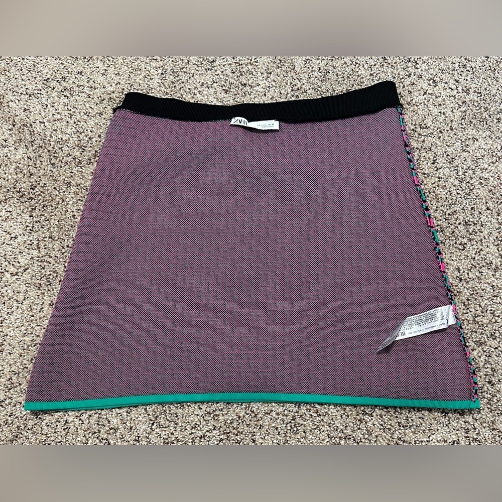 💚🖤💖 Zara Geometric Print Skirt - Green, Black - Picture 9 of 12